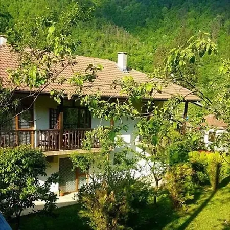 керенски Séjour chez l'habitant Ribarica